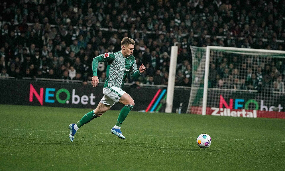 Mitchell Weiser sprintet.