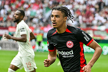 Bahoya im Eintracht-Trikot.