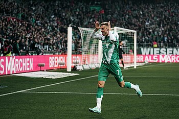 null Marvin Ducksch bejubelt sein Tor gegen Gladbach.