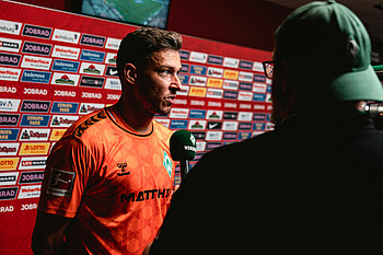 null Jiri Pavlenka im Interview mit Werder.TV nach dem Spiel in Freiburg.