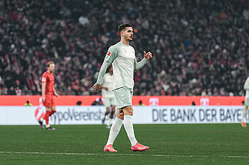 André Silva auf dem Platz. 