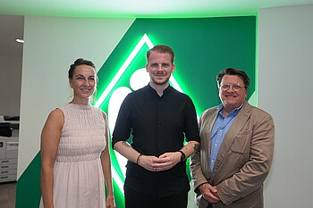 Klüssendorf mit Laufmann und Hess-Grunewald. 