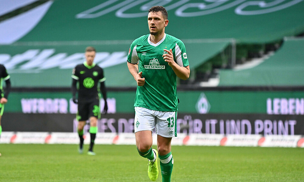 null Milos Veljkovic im Spiel gegen den VfL Wolfsburg