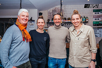 Gruppenfoto von Bernhard Peters, Anna-Lisa Timm, Tarek Brauer und Katharina Schiechtl