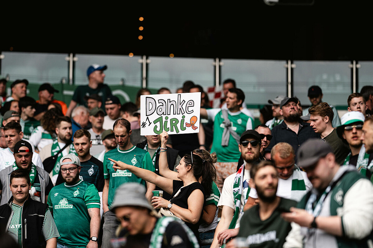 null Ein Plakat mit der Aufschrift