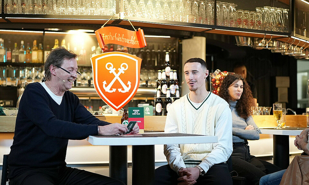 Marco Friedl mit Moderator Lou Richter. 