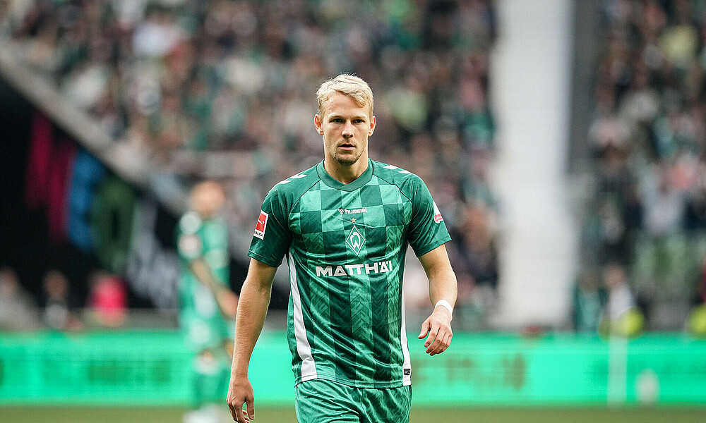null Marco Grüll im grünen Werder-Trikot.
