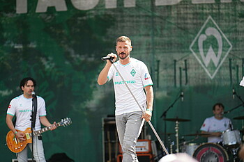 Afterburner auf der Bühne. 