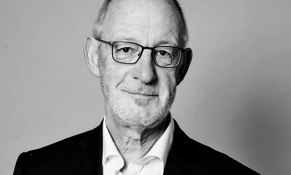 Ein Portraitfoto von Werner Meyer. 