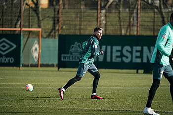 Mitchell Weiser auf dem Trainingsplatz. 