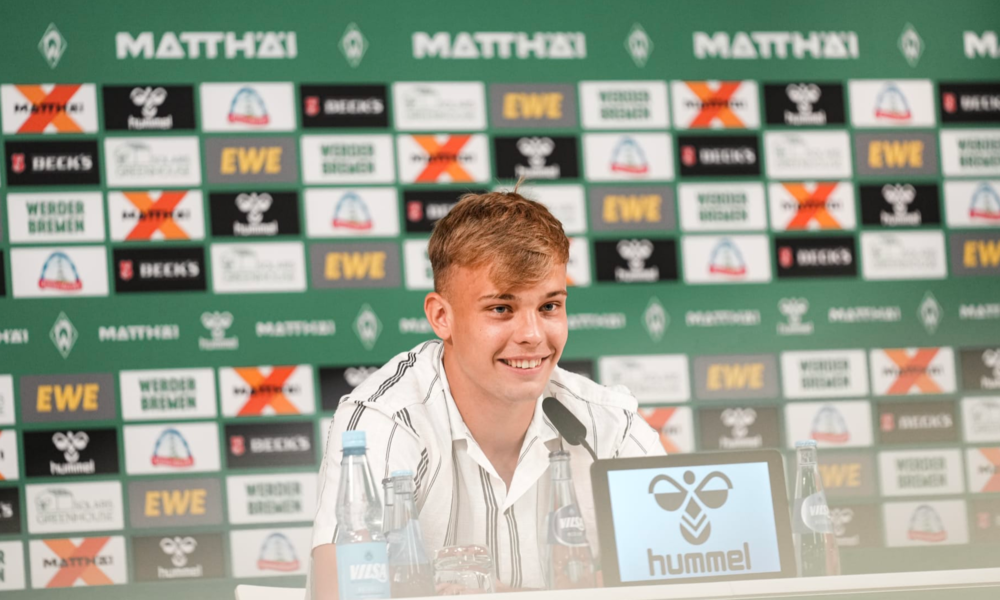 Keke Topp bei seiner Vorstellung in der Mixed Zone.