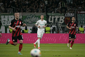 null Marco Friedl rennt über den Platz.