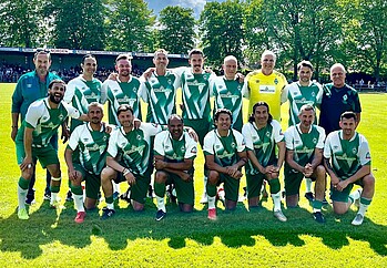 null Mannschaftsfoto der Traditionsmannschaft.