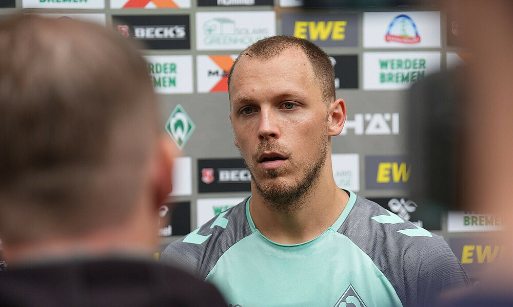 Senne Lynen in der Mixed Zone im Zillertal