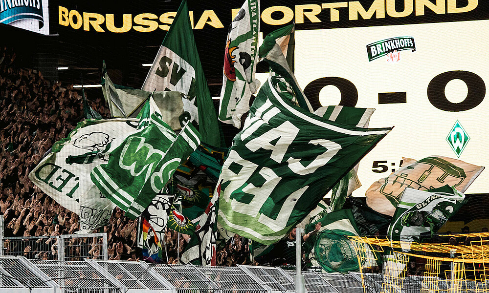 null Die Werderfans im Gästesblock in Dortmund beim letzten Gastspiel.