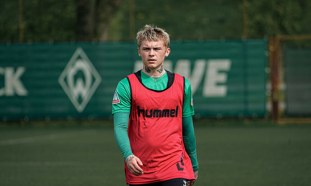 null Isak Hansen-Aarøen läuft.