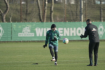 null Romano Schmid am Ball