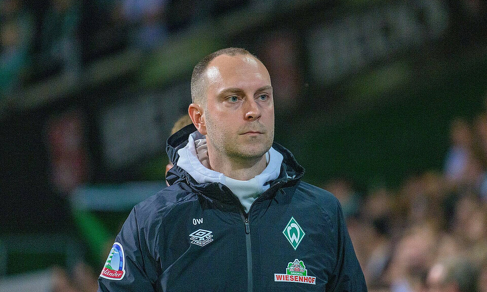 Ole Werner an der Seitenlinie im wohninvest WESERSTADION.