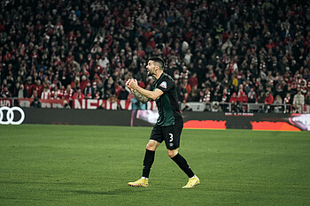 Anthony Jung bejubelt sein Tor gegen den FC Bayern.
