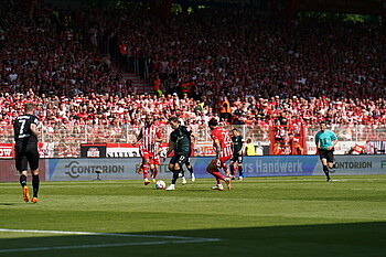 null Philipp im Zweikampf