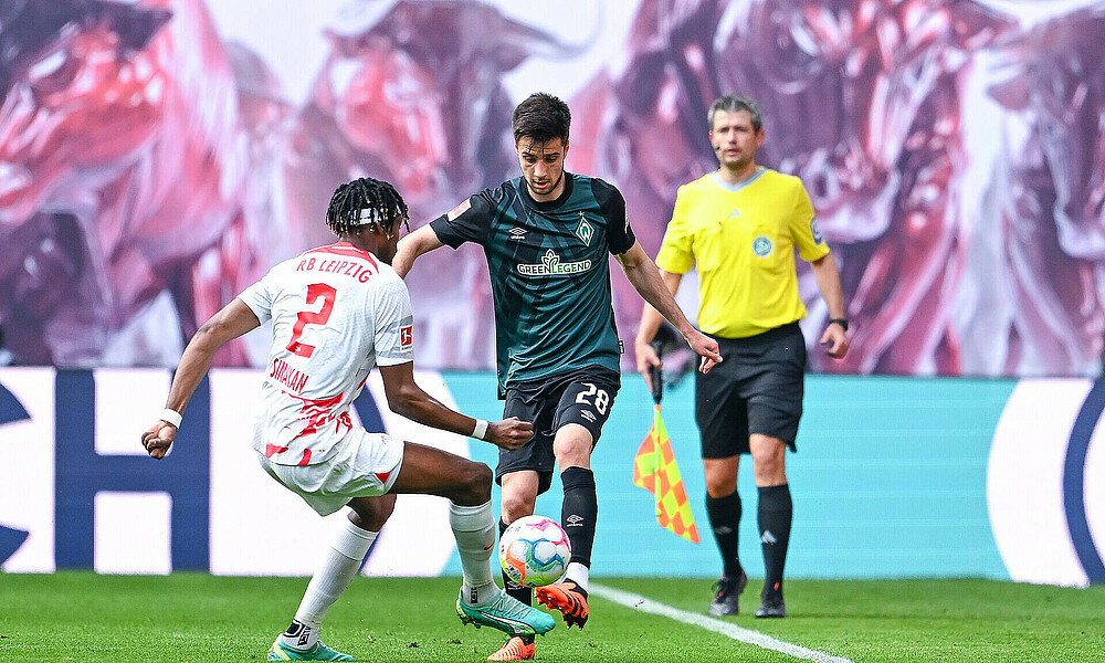 null Ilia Gruev im Duell gegen Simakan.