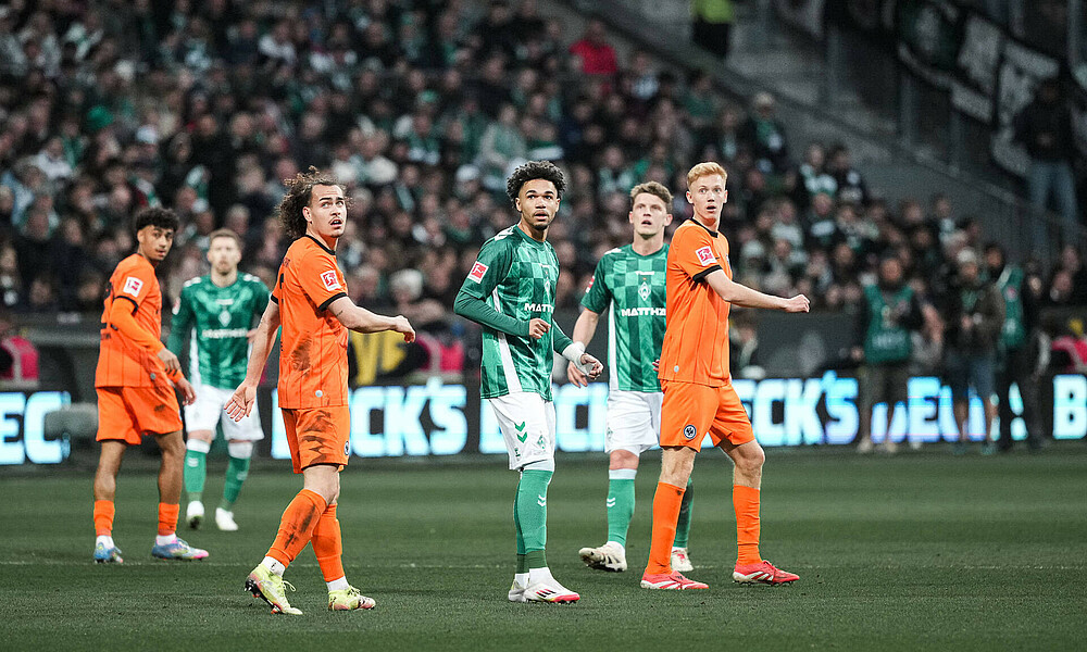 Njinmah auf dem Platz. 