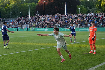 Patrice Covic jubelt über seinen Treffer im Pokalfinale