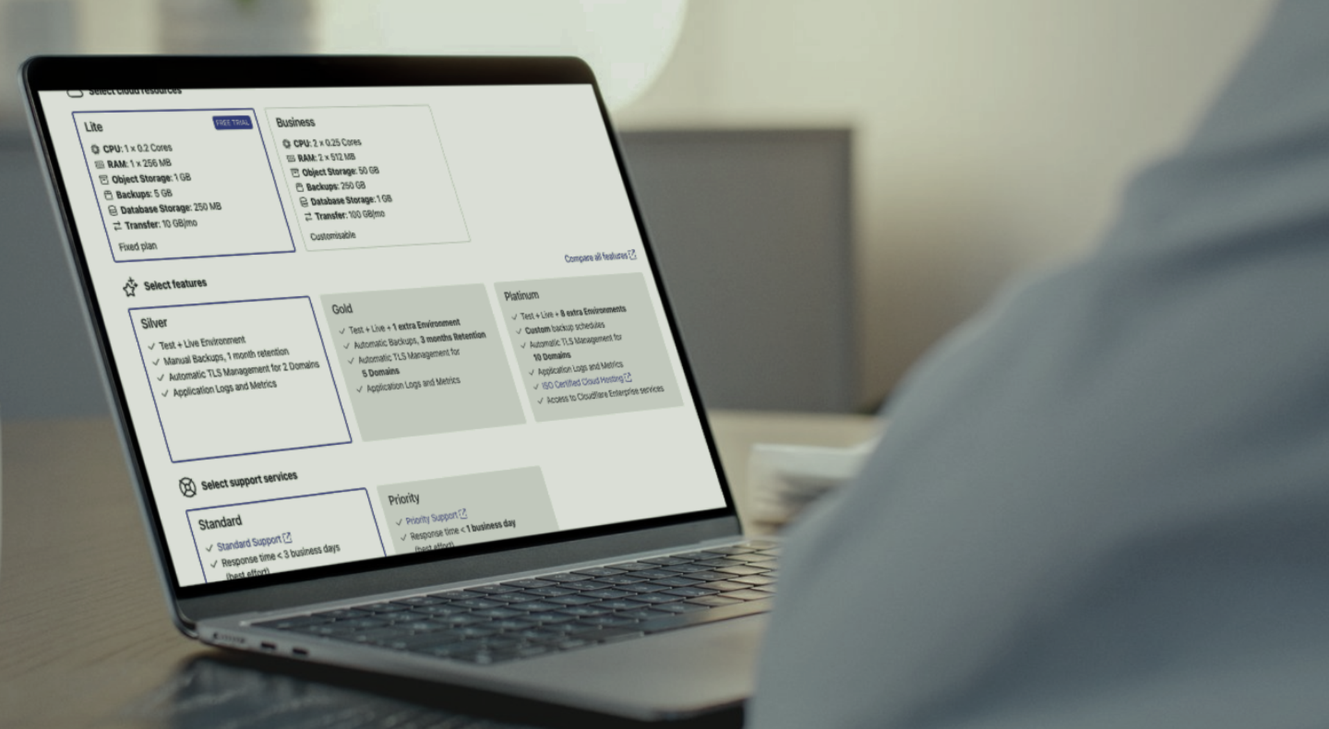Releasing Private Registries, Log Search and updates to the Plan Selection