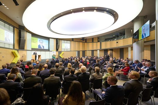 Blick auf das Raiffeisen Investment Forum 2025