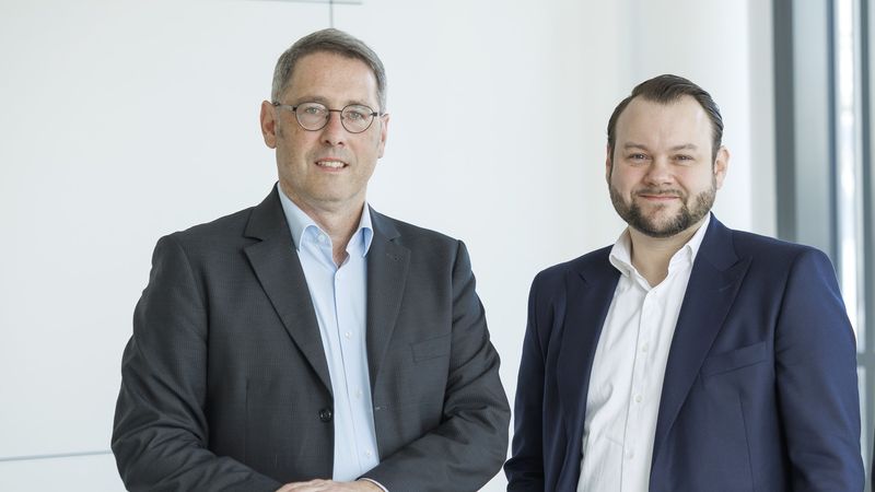Dieter Aigner, Hannes Cizek (CEO Raiffeisen Capital Management)