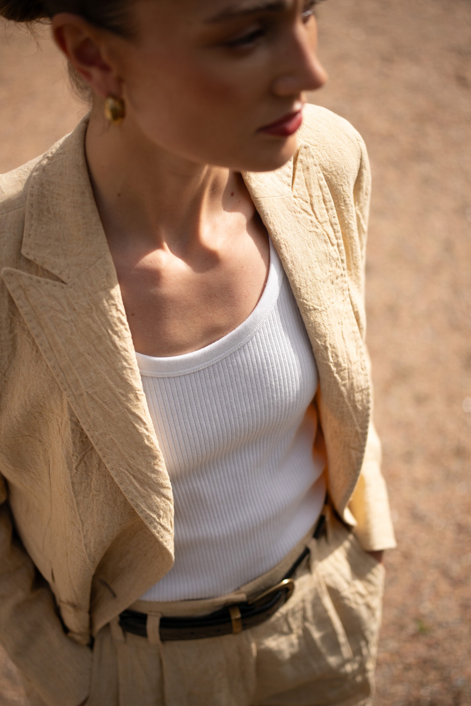 women i yellow jacket closeup