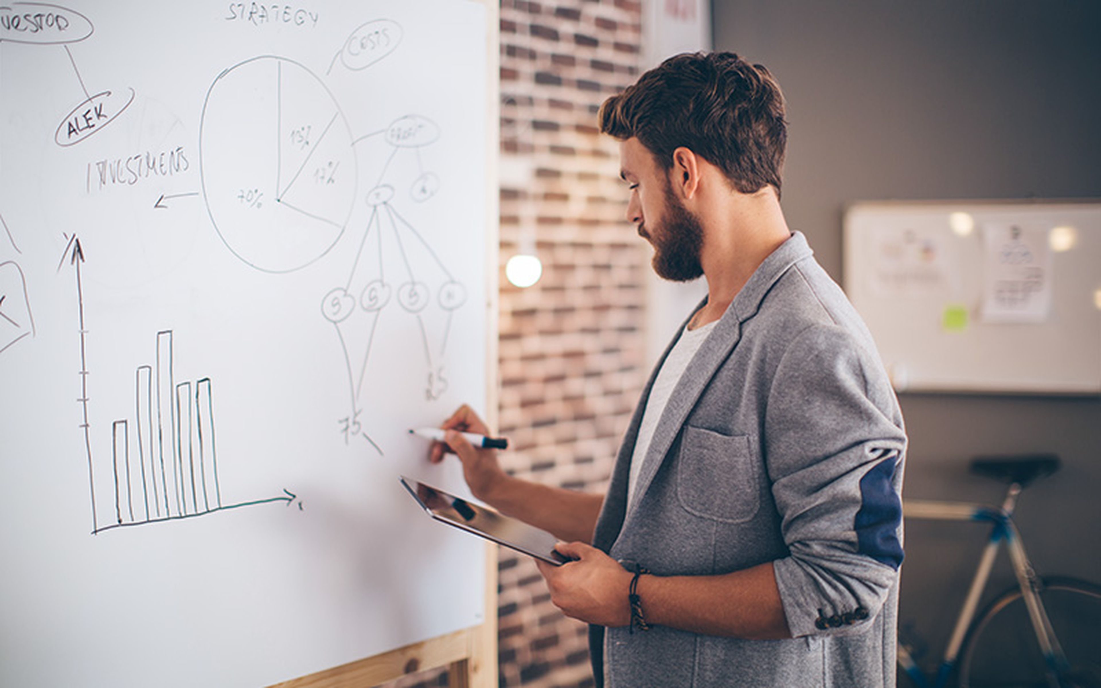 Valuating IP is a highly technical process that begins with selecting the preferred method. This choice is informed by the nature of the portfolio being examined (the number, type and deployment of assets) and how the valuation results are to be used.