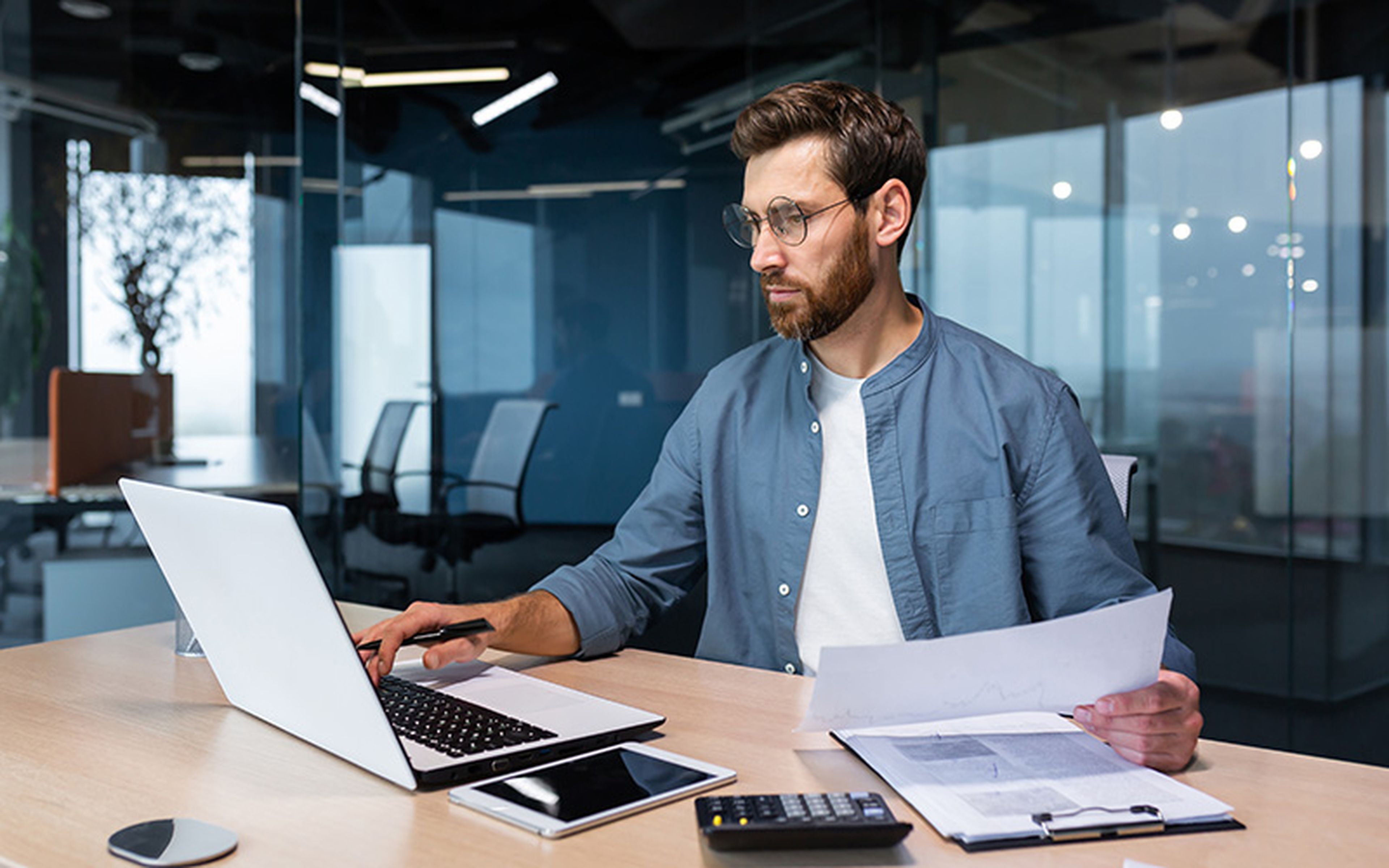 In many ways, an IP department functions as the hub of an innovative company, moving ideas along the value-creation chain. Promoting awareness of this can boost the flow of communication.