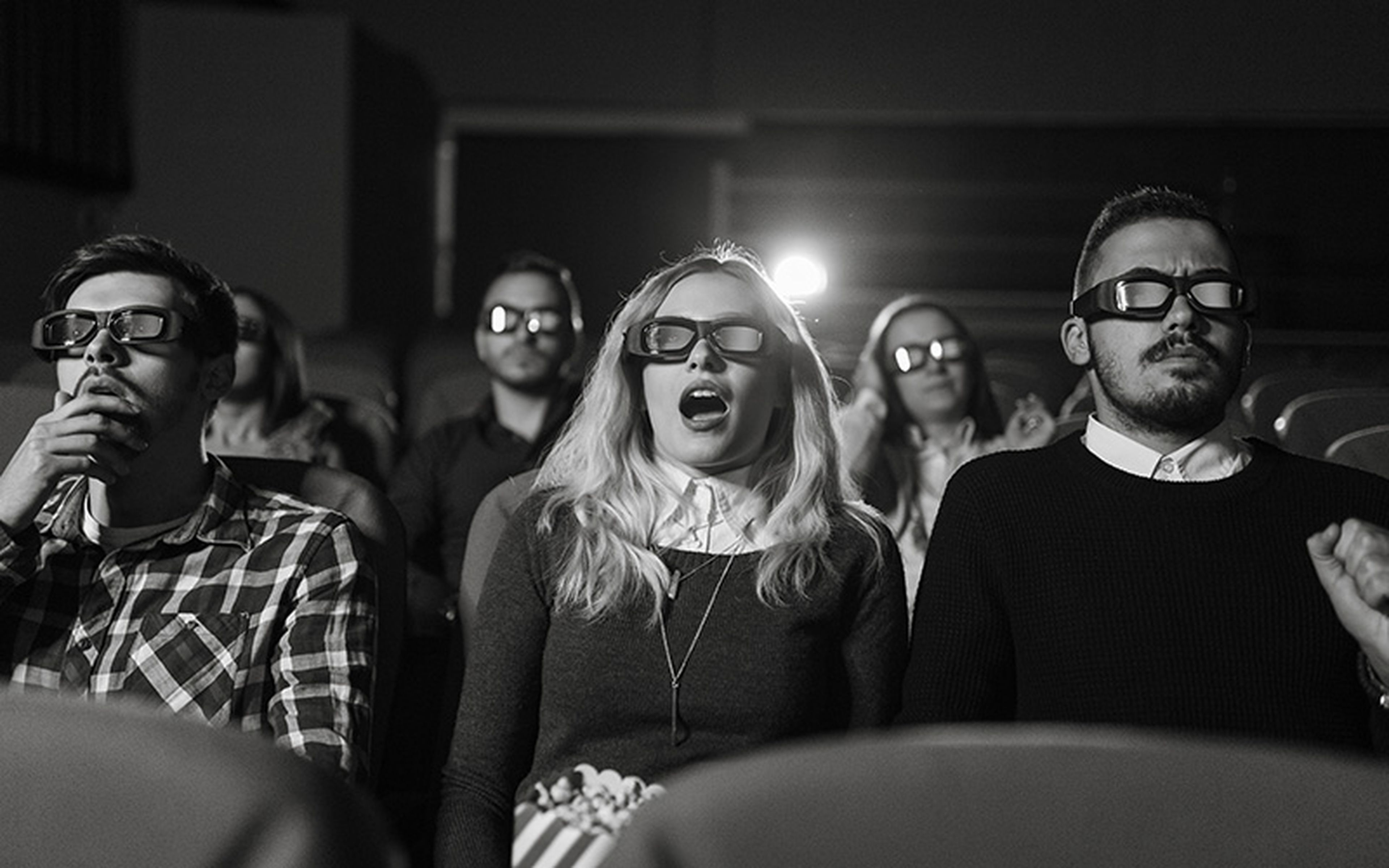 Independent movie theaters and distributors were eager to try out new technologies that could give them an edge over their bigger competitors, not limited to dangling a plastic skeleton over the audience at select moments.