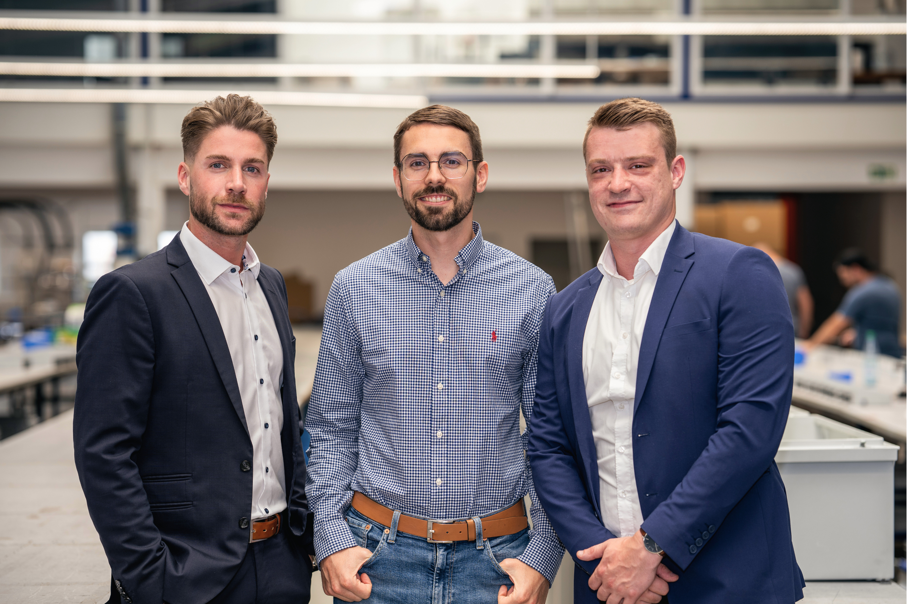 Das HIS Industries Sales Team Das HIS Industries Sales Team
