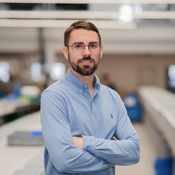 Portrait Kevin Bruns Mitarbeiter HIS Industries
