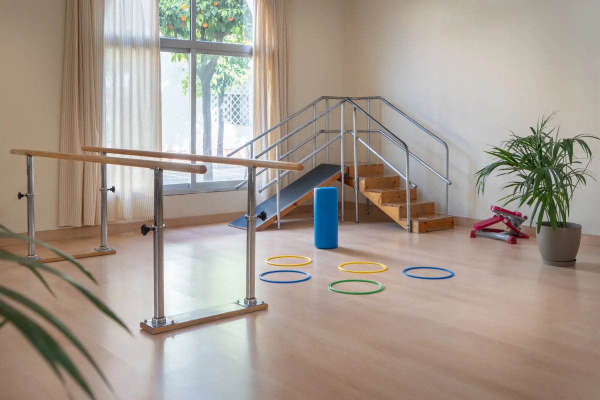 Gimnasio y sala de rehabilitación para mayores