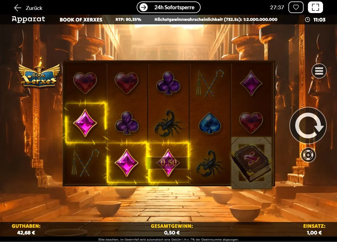 Ingame-Ansicht des Book of Xerxes Slots mit Symbolen wie Skorpion, Edelsteinen und dem Buch.
