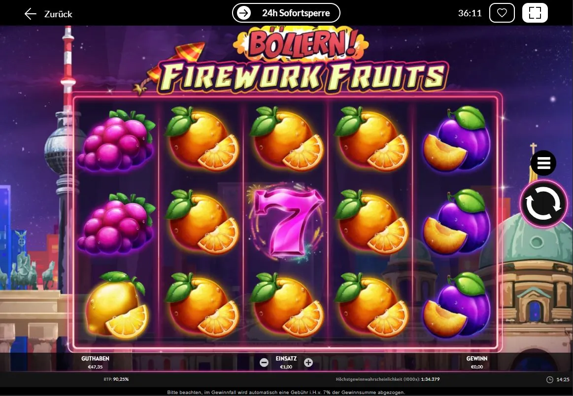 Screenshot des Firework Fruits Slots mit Früchten und Stadt-Skyline im Hintergrund