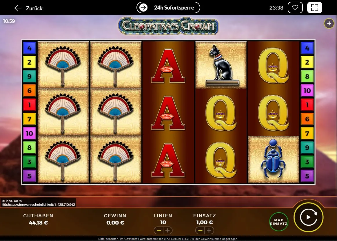 Ingame-Ansicht des Cleopatra’s Crown Slots mit ägyptischen Symbolen, 10 Gewinnlinien und Walzenlayout.