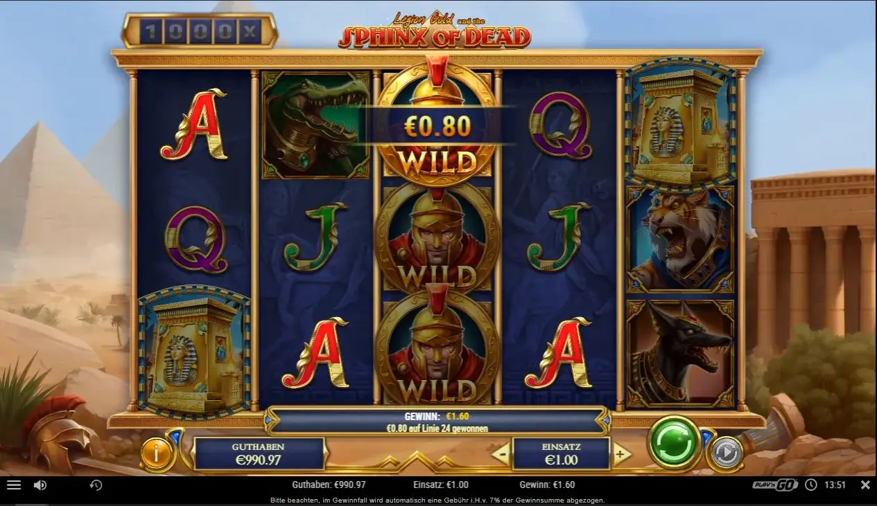 Spielszene des Play'n GO Slots Legion Gold and the Sphinx of Dead mit gestapelten Wild-Symbolen, Gewinnkombination und ägyptischer Kulisse.