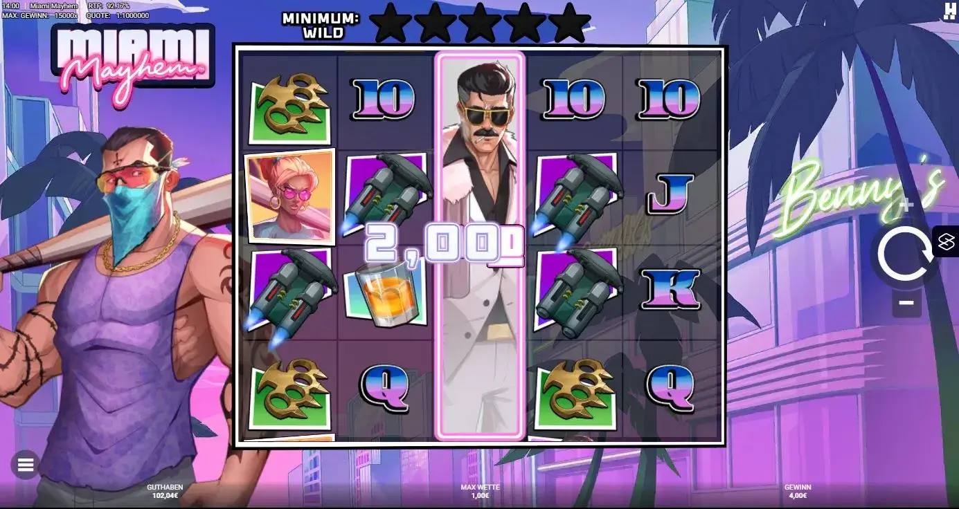 Miami Mayhem Slot Gameplay mit Charakter Wild Symbol und Gewinnanzeige