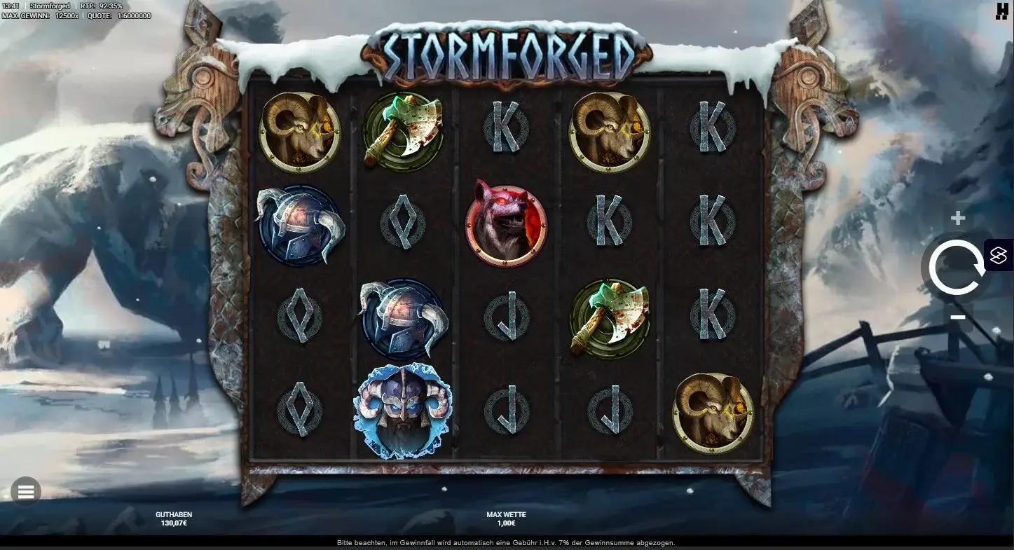 Gameplay des Stormforged Slots mit nordischen Symbolen und Gewinnanzeige