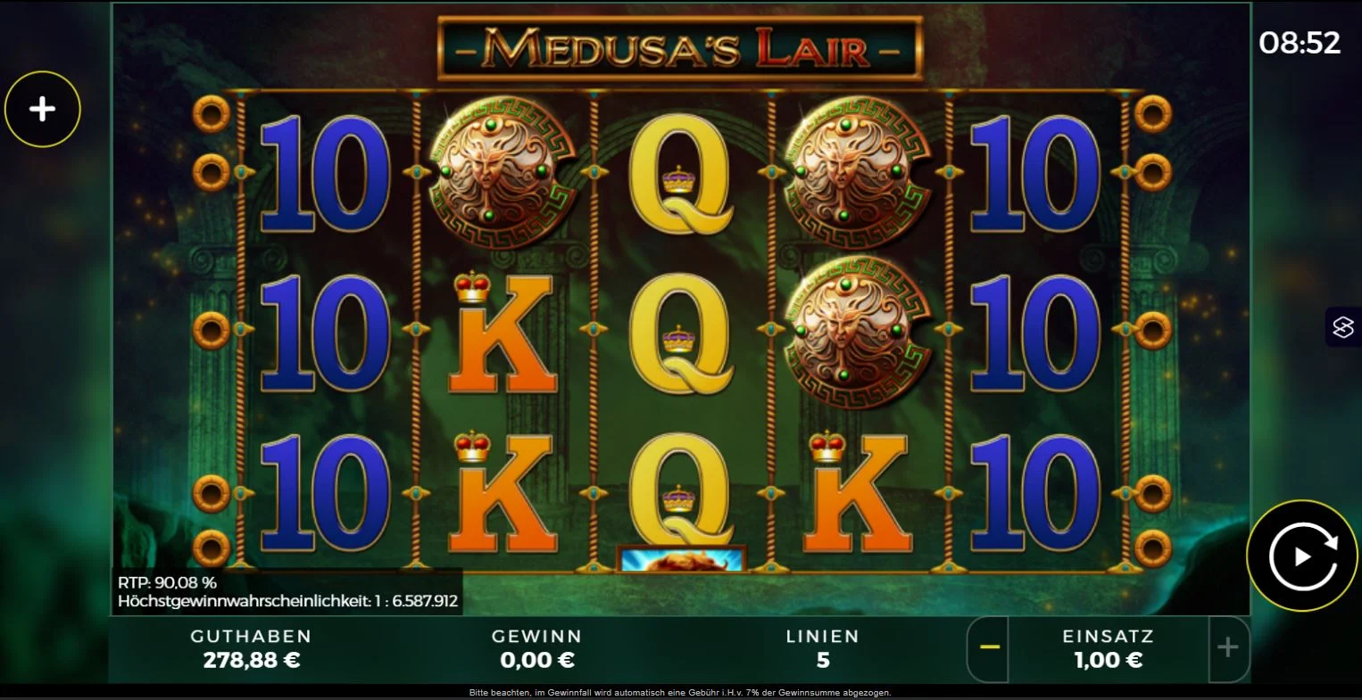 Medusa’s Lair Ingame mit Medusa-Symbolen, antikem Design und aktiver Gewinnlinie