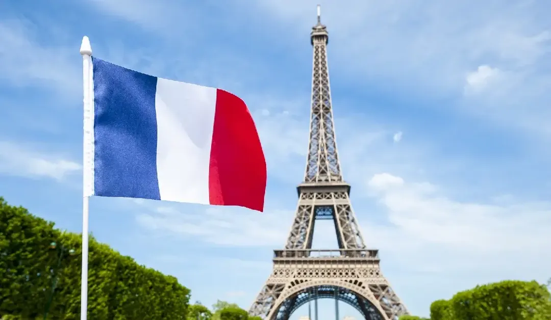 https://a.storyblok.com/f/318078/1033x601/59dd454fb5/6536828b6c473b85aa282414_upg-blog-france-s-b2b-electronic-invoicing-dates-announced_website.webp