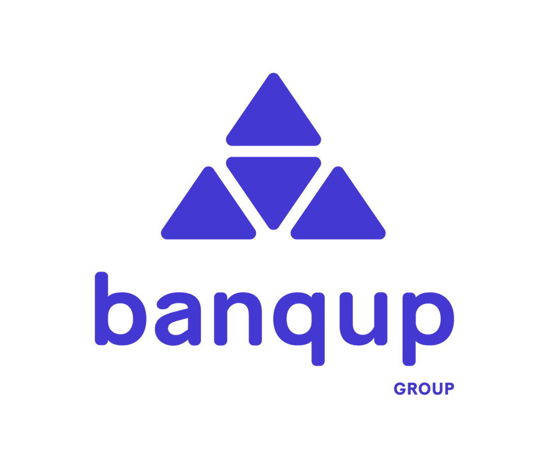 https://a.storyblok.com/f/318078/1222x1041/180a0cb6af/logo_banqup-group_vertical-blue.png