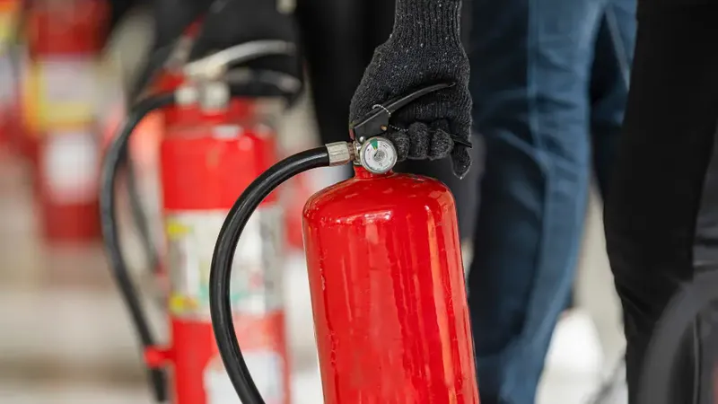 A Comprehensive Guide to Aircraft Fire Extinguisher Maintenance – RD Aerospace newsletter