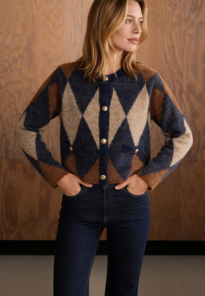 AI generated - Cardigan mit Karo