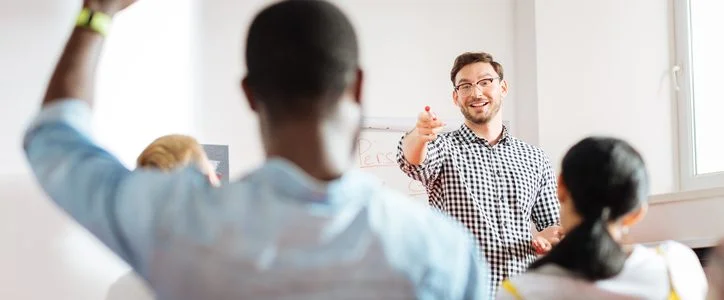 Health and safety consultant providing IOSH accredited training Health and safety consultant providing IOSH accredited training
