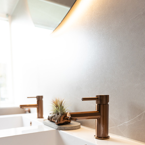 Zo-geef-je-je-badkamer-een-luxe-uitstraling-zonder-verbouwing-square